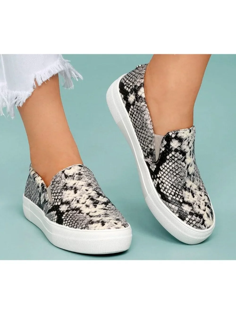 Steve Madden Gills Natural Textile Snake Slip-On Sneakers 9.5 M Taupe Gray
